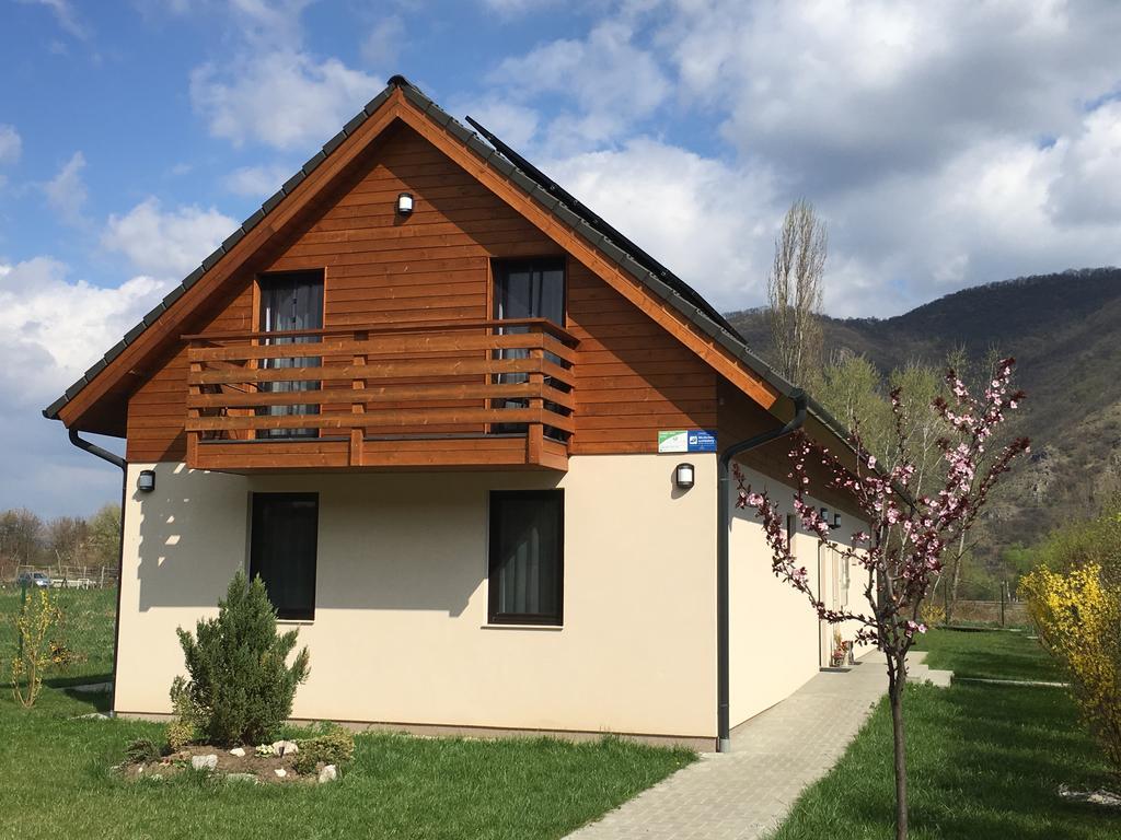 Dunazug Apartmanház Dömös Exteriér fotografie