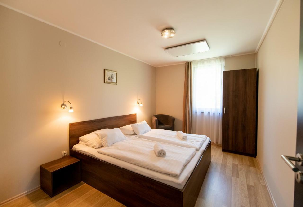 Dunazug Apartmanház Dömös Exteriér fotografie
